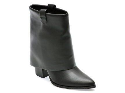 Ghete Steve Madden negre