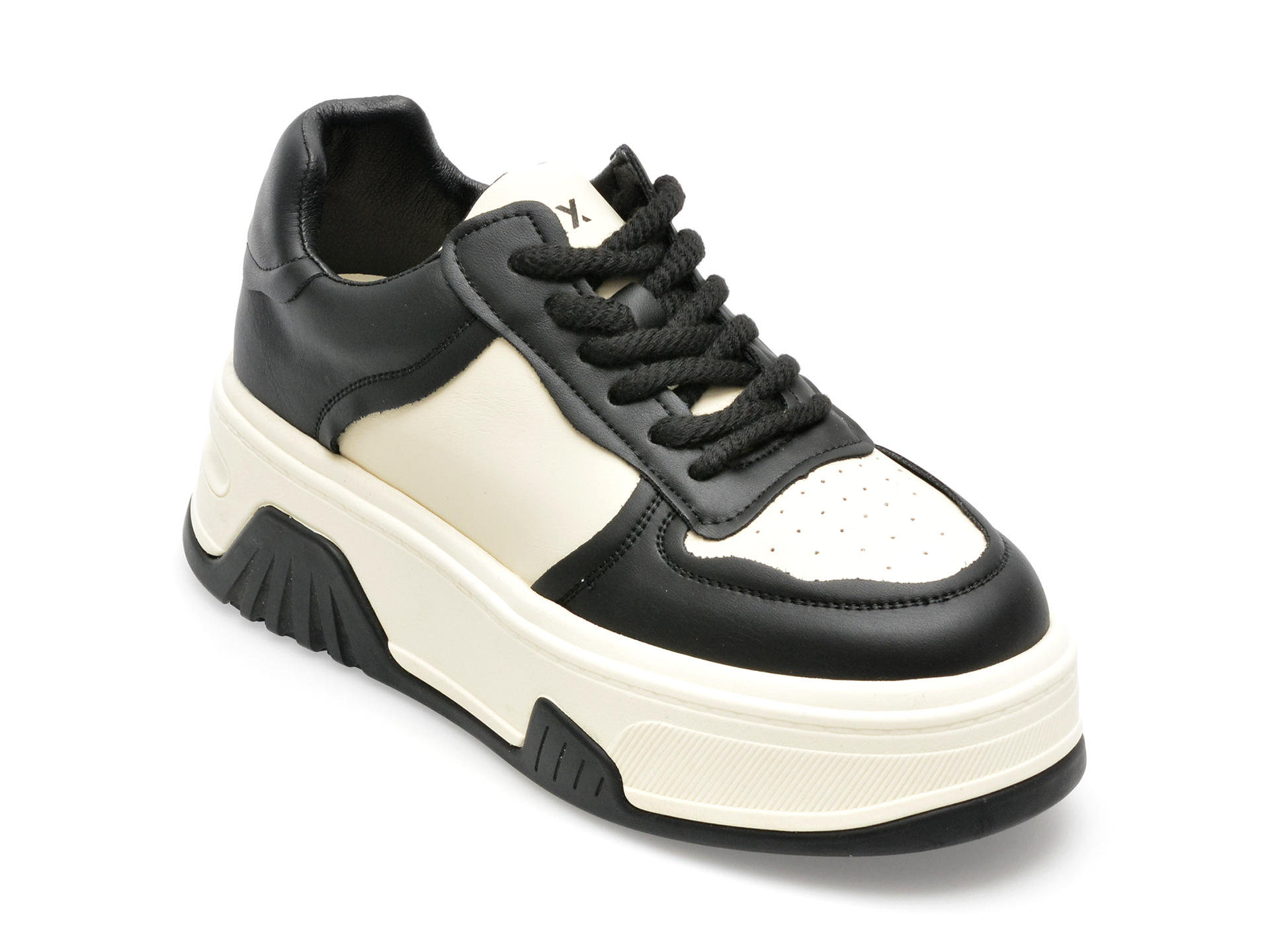 Pantofi GRYXX alb-negru Pantofi GRYXX alb-negru