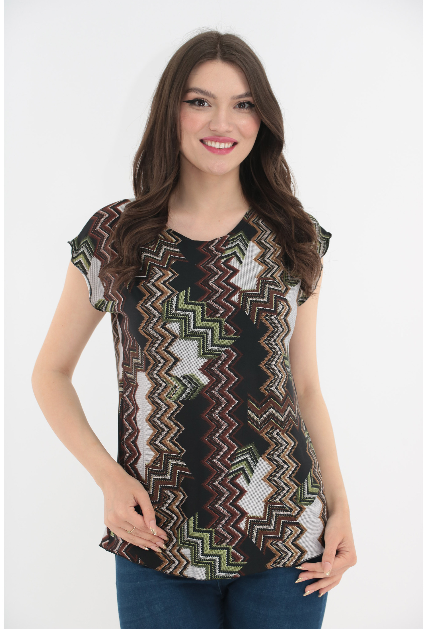 Bluza neagra cu print geometric maro-gri Bluza neagra cu print geometric maro-gri