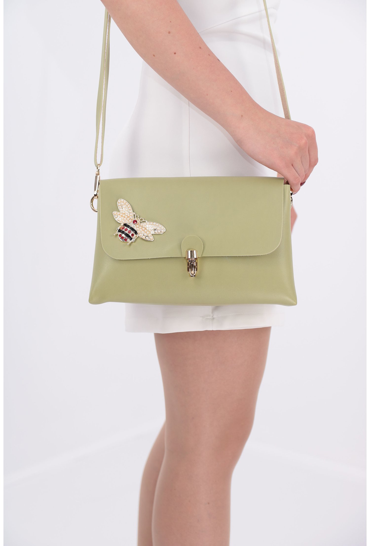 Geanta vernil cu fluturi Geanta vernil cu fluturi