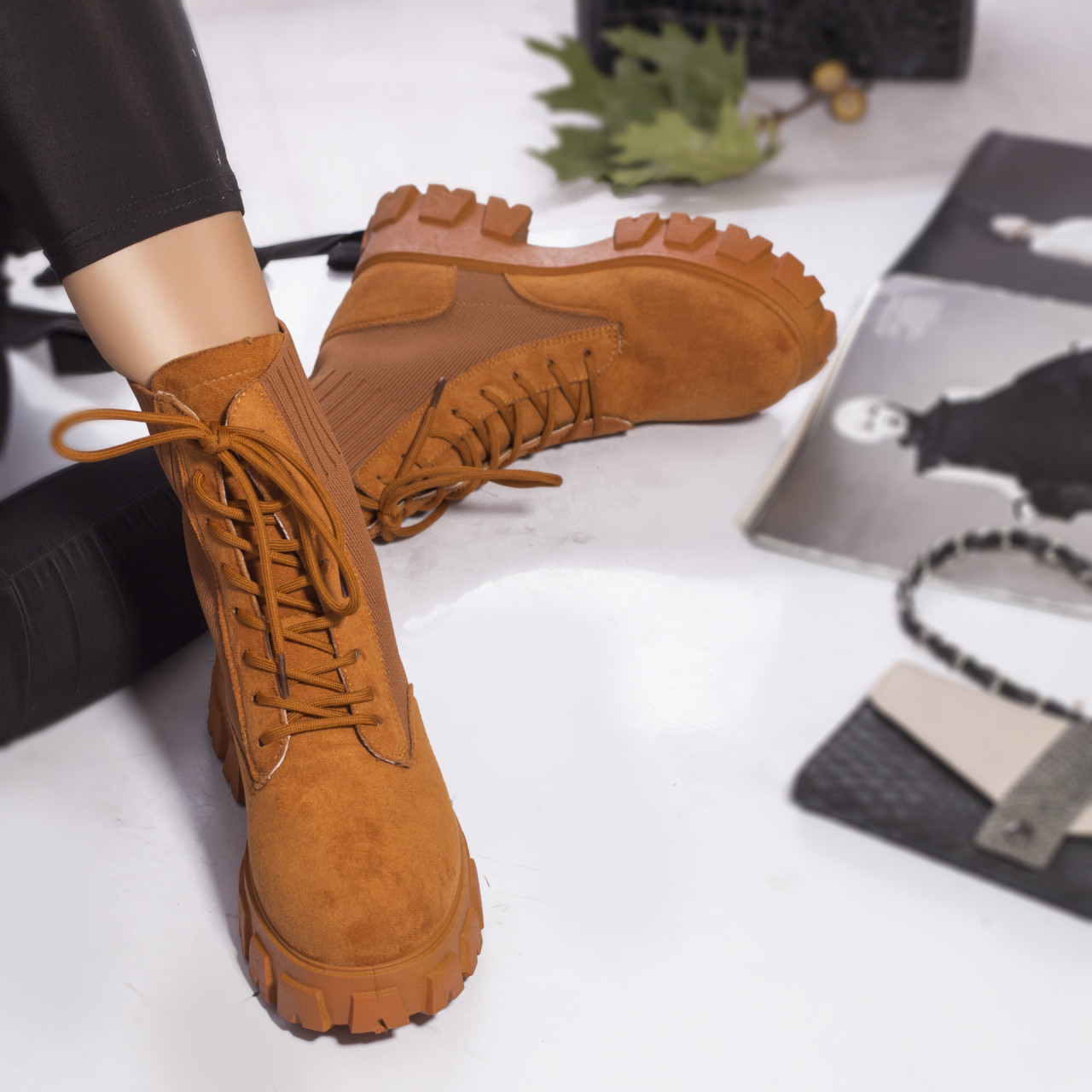 ghete-dama-piele-ecologica-intoarsa-textil-captusit-layla-bordo5353