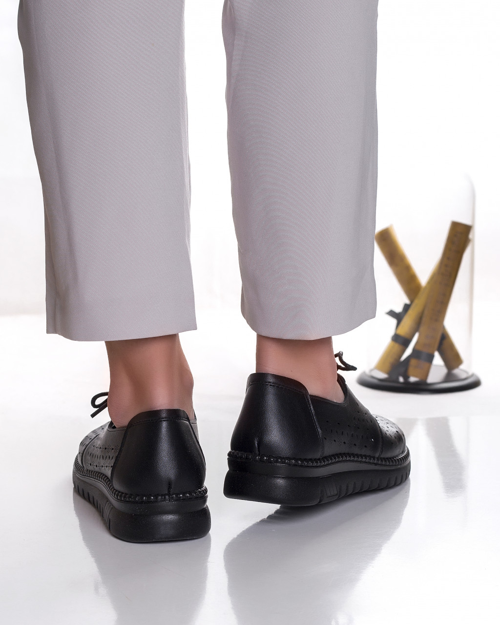 pantofi-dama-casual-negri-din-piele-ecologica-dalia9507