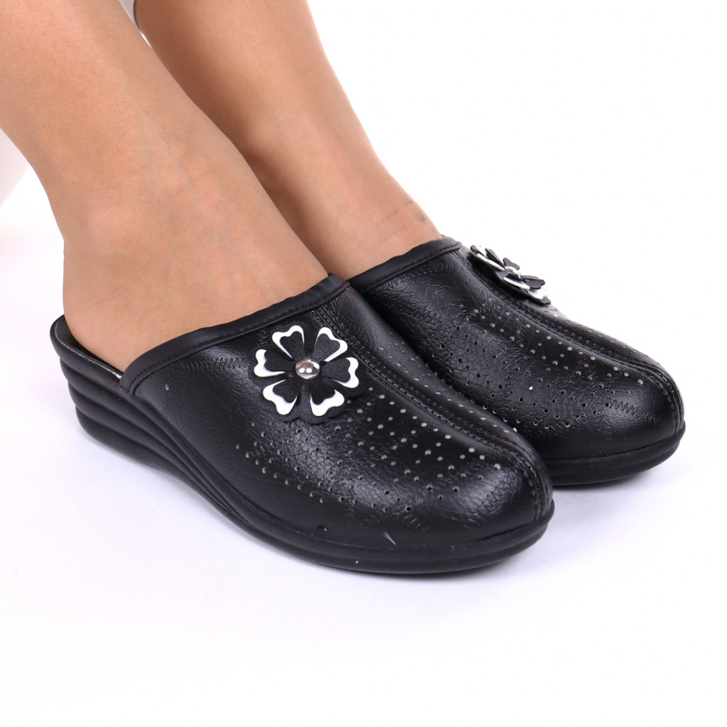 Papuci negri usori Pepa Papuci negri usori Pepa