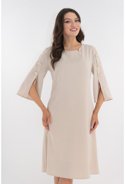 Rochie evazata crem cu nasturi decorativi